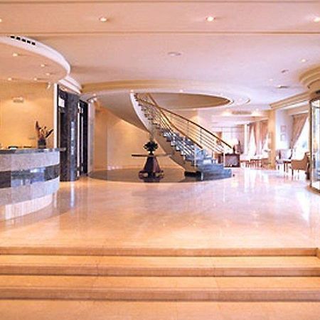 Rallye Hotel Grenada Zewnętrze zdjęcie